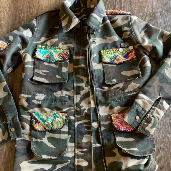 Beautiful Stories Women’s Jacket Size Small embellished - Picture 3 of 6